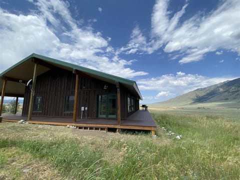 Madison Anglers House House in Idaho