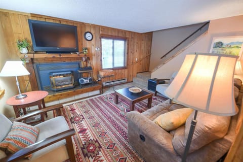 Trapper Condo Unit 5 House in West Yellowstone