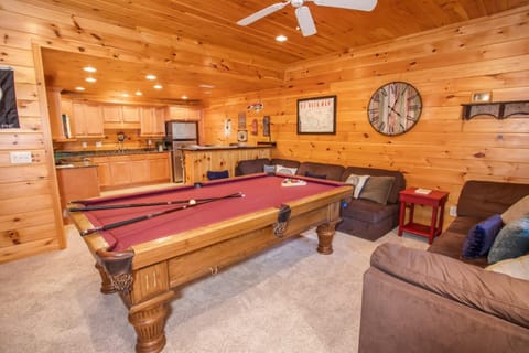 Willow Valley View House in Brushy Fork