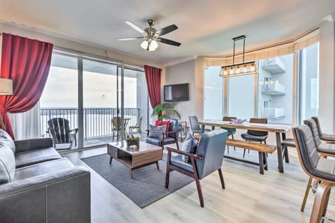 Family Resort Condo with 2 Pools 1 Mi to Disney! Apartment in Orlando