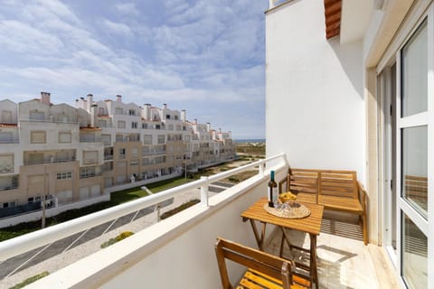Balcony/Terrace, Seating area, Dining area, Sea view