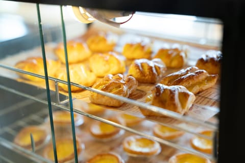 Food and drinks, Food