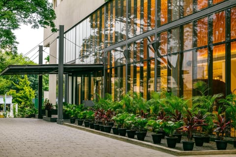 Property building, Facade/entrance