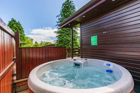 Natural landscape, Hot Tub