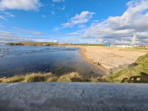 Bundoran Seaside Stays House - WiFi, large spacious home House in County Donegal