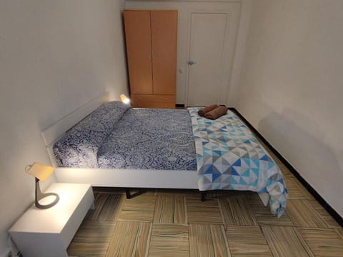 Bed, Photo of the whole room, Bedroom, wardrobe