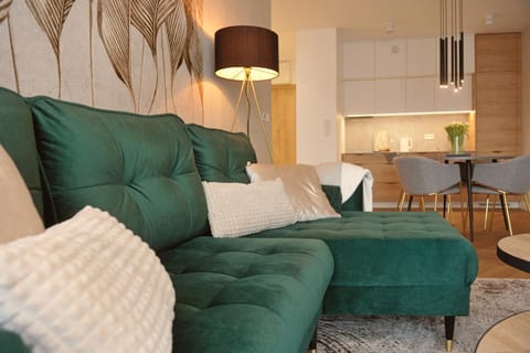 Kitchen or kitchenette, Living room, Seating area