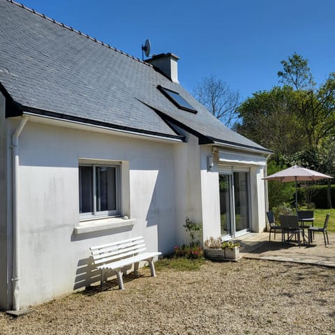 "La Maison de Gigi", à 2 minutes de la plage de Kerler! Et à 5 minutes de la plage de la pointe de Mousterlin! House in Bénodet