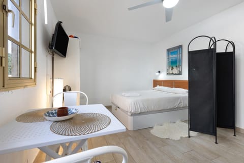 Property building, Living room, Bedroom
