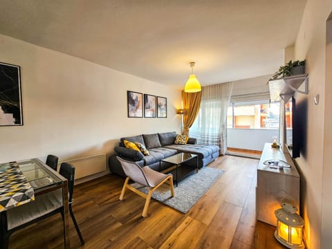 Balcony/Terrace, Living room, Dining area