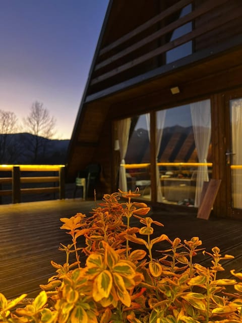 Property building, View (from property/room), Balcony/Terrace