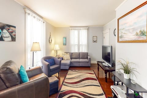 Lower Corbel House House in Bucksport