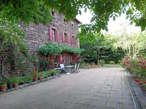 gîte de Vialette House in Auvergne-Rhône-Alpes