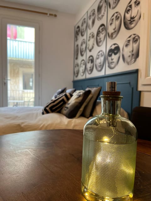 Le Bonheur -studio terrasse centre-ville - Apartment in L'Isle-sur-la-Sorgue