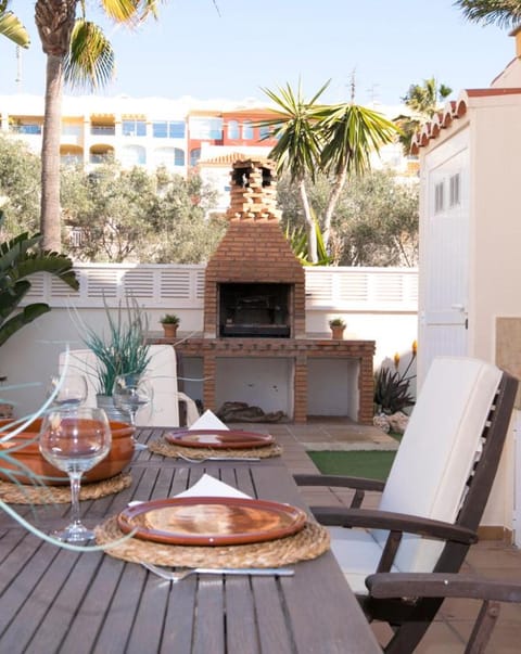 BBQ facilities, Balcony/Terrace
