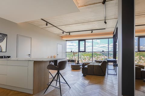 Kitchen or kitchenette, Living room