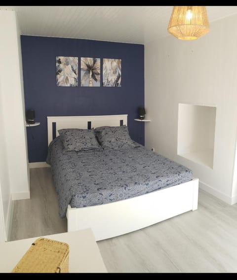 "Ile de Saint-Nicolas" T2 ou "Ile de Penfret" Studio, au cœur de Fouesnant! Apartment in Fouesnant