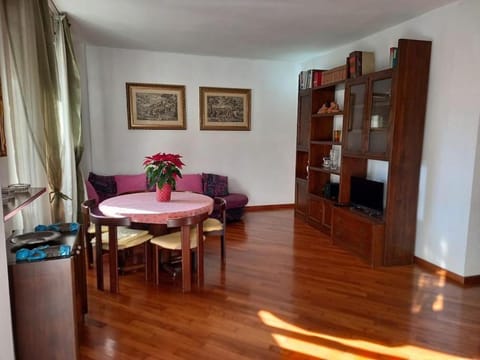 CASA LOLA Apartment in Livorno