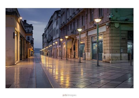 Night, Neighbourhood, City view, Street view, Location