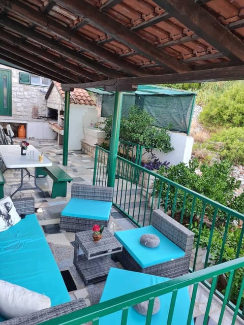 Apartmani Lada, Rogač, otok Šolta Apartment in Split-Dalmatia County