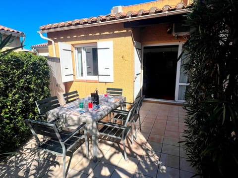 Property building, Patio