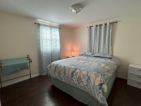 Gorgeous house nearby beach in 5 minutes House in Holiday