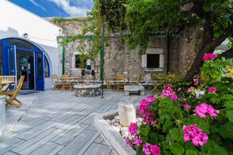 Garden, Lobby or reception, Garden view