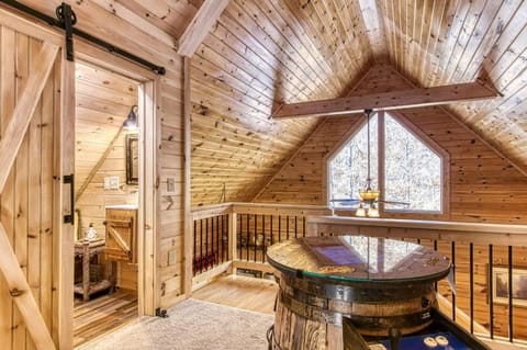 Rocky Top Heaven - Arcade Game, Resort Pool, 560 FREE tickets each paid day!!! House in Sevierville