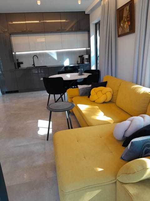 Apartament de Luxe by Maria Kolobrzeg - Shellter Apartment in West Pomeranian Voivodeship, Poland