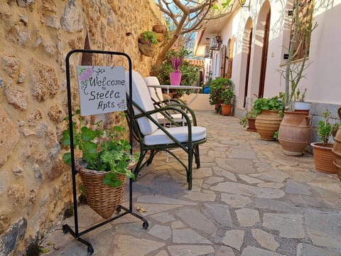 Property building, Internal: Not applicable to any particular room