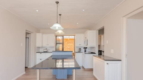 Highlevel 4 House in Western Cape