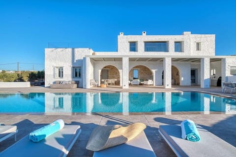 Balcony/Terrace, Swimming pool