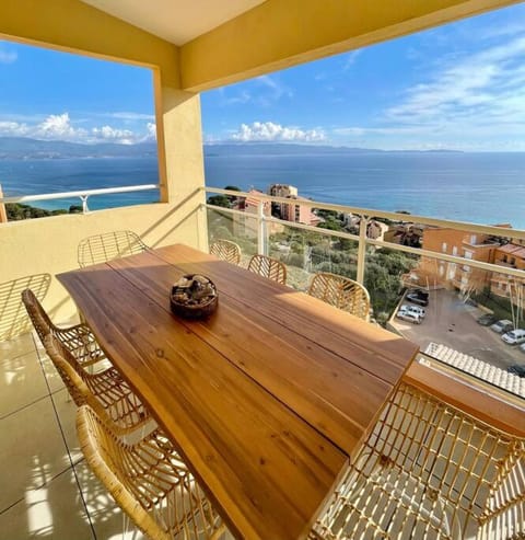 Dining area, Sea view