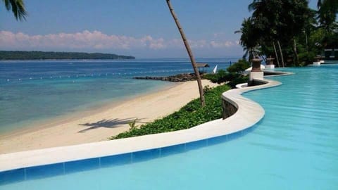Beach, Pool view