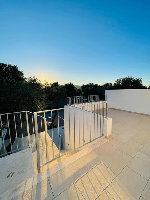 Balcony/Terrace, Balcony/Terrace