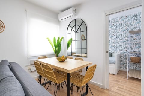 COZY & MODERN APARTMENT Apartment in Malaga