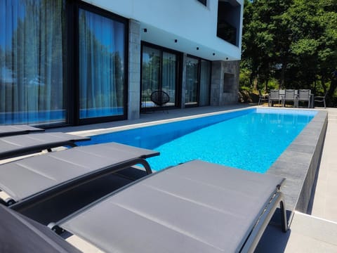 Balcony/Terrace, Swimming pool, Swimming pool