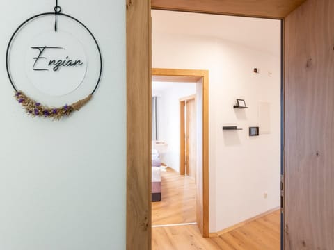 Haus Heimat - Enzian Apartment in Zell am Ziller