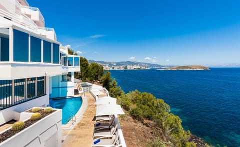 Sea view, Swimming pool