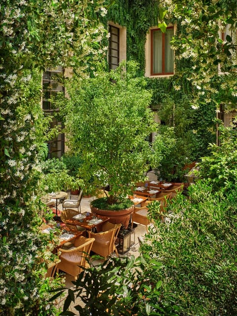Patio, Restaurant/places to eat, Garden