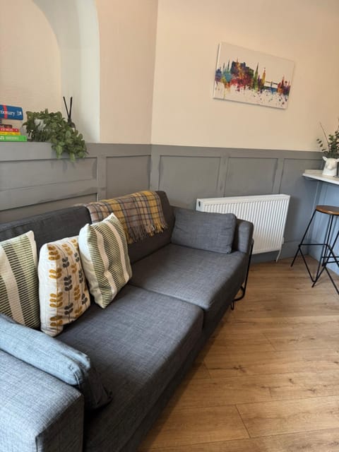 DS Study or Visit Apartment in Dundee