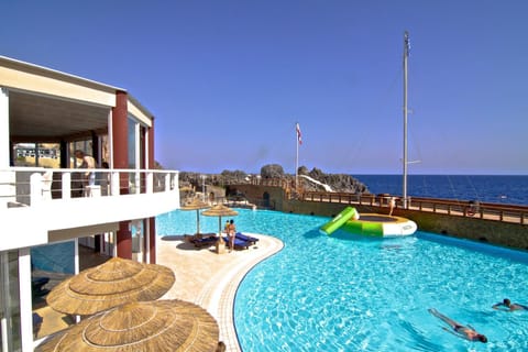 Day, Pool view, Sea view, Swimming pool, sunbed