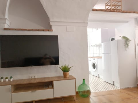 TV and multimedia, Kitchen or kitchenette