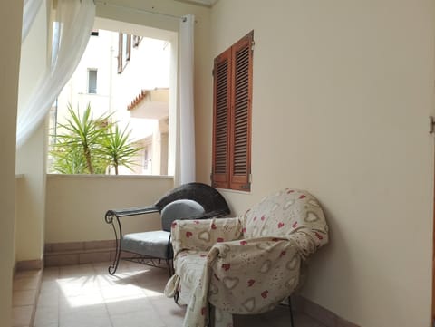 COSTA BRAVA Guest House - Affittacamere Bed and Breakfast in Alghero