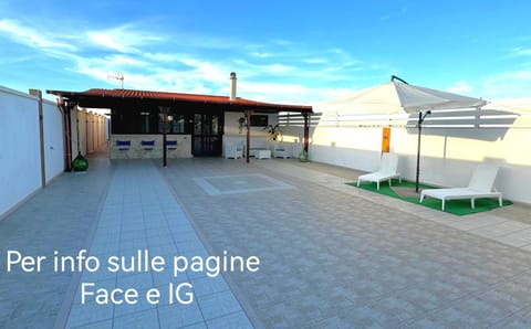 Villa Hermosa Beach Villa in Province of Foggia