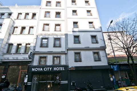 Property building, Street view
