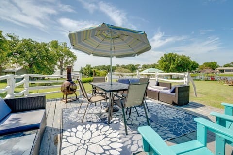 Pet-Friendly Lake Buchanan Retreat with Fire Pit! House in Lake Buchanan