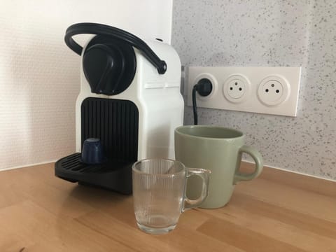 Coffee/tea facilities, Kitchen or kitchenette