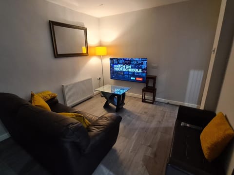 Living room, Evening entertainment