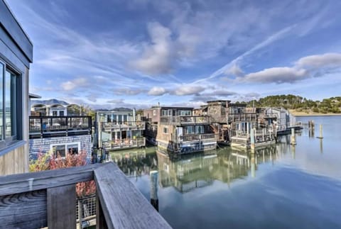 Floating Condos of Commodore 11 Apartment in San Francisco